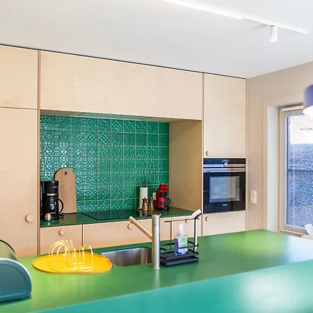 Marie 2 Slaapkamers, Cosy En Modern *